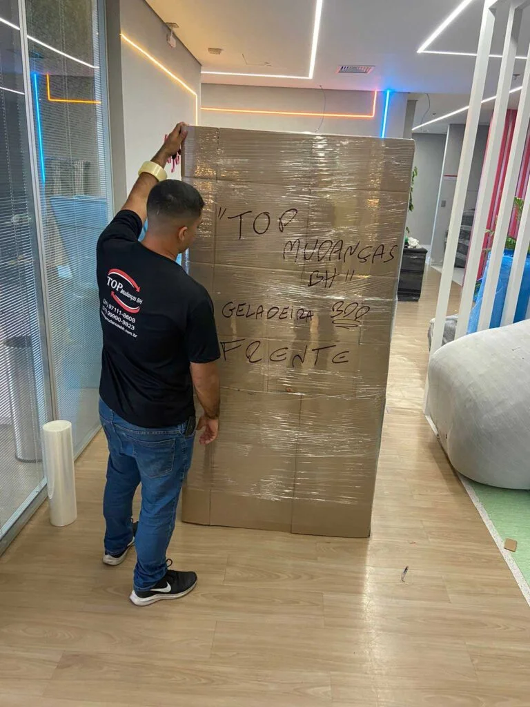 Mudança em BH realizada pela TOP Mudanças - móvel embalado 4