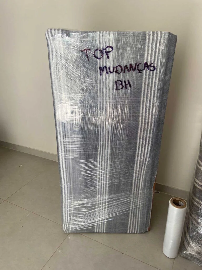 Mudança em BH realizada pela TOP Mudanças - móvel embalado 5